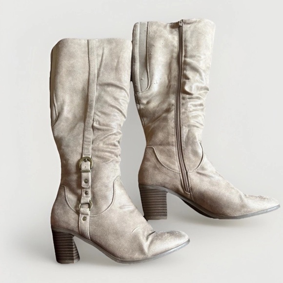 Stylish Tan Knee-High Kim Roger’s Heeled Boots Women’s 7.5 Suede - Picture 2 of 4